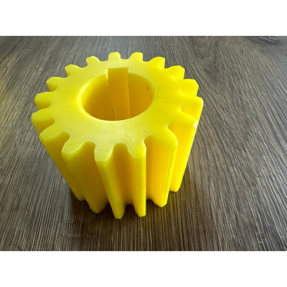 DOUGH DIVIDER BOTTOM TEFLON COGWHELL